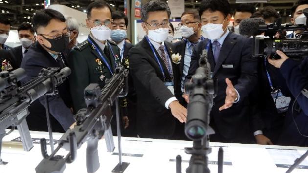 Spese militari globali 2020 aumentate nonostante la pandemia