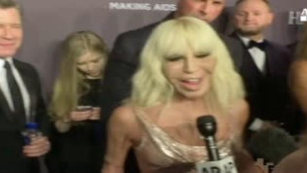 Donatella Versace resta bloccata in ascensore a Los Angeles 