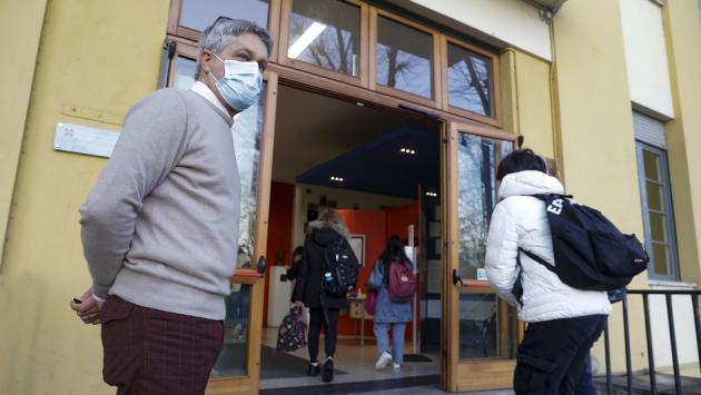 Aumentano i focolai nelle scuole: nell'ultima settimana sono 29