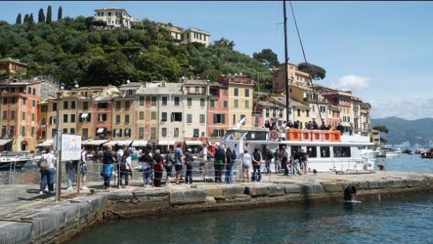 Dolce & Gabbana hanno comperato lo storico caffé Excelsior in piazzetta a Portofino