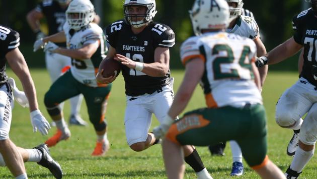 I Panthers strapazzano i Dolphins e consolidano il primato