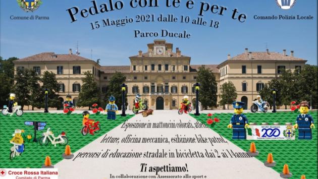 Sabato al Parco Ducale i vigili fanno educazione stradale a bambini e ragazzi in bicicletta