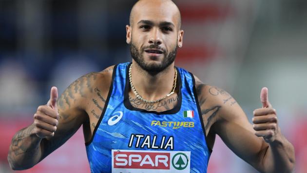 Jacobs batte il record dei 100 metri con 9"95: è il secondo italiano a scendere sotto i 10"