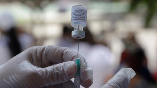 Pfizer, verso l'ok al vaccino per bimbi 6 mesi-11 anni a inizi 2022 