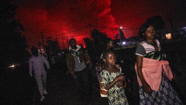 Si ferma la colata di lava del vulcano Nyiragongo