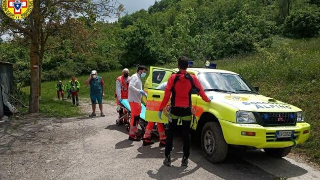 81enne parmigiana scivola e cade: momenti di paura sulla Pietra di Bismantova