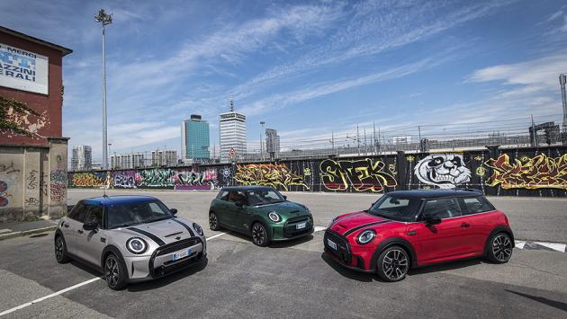 Mini splendida 20enne