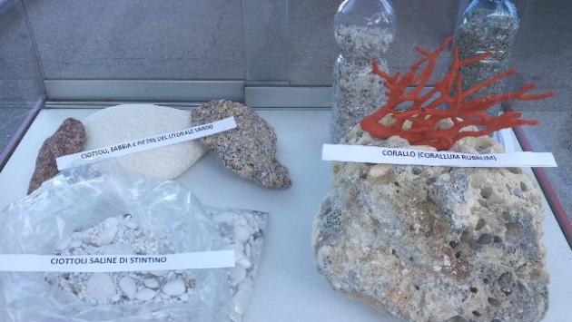 Un quintale di sabbia rubata torna nelle spiagge sarde