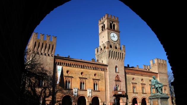 Terremoto nella maggioranza: si dimettono un assessore e due consiglieri