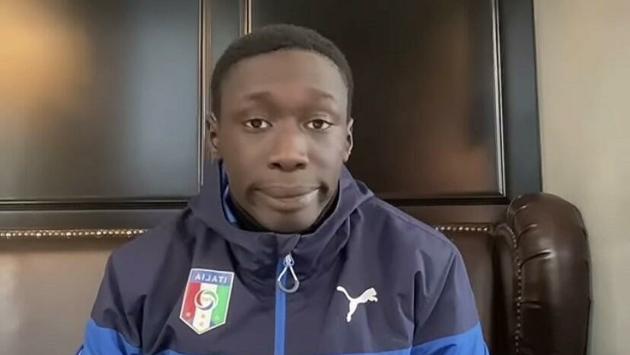 Khaby Lame è il tiktoker più seguito al mondo: 42,4 milioni di follower