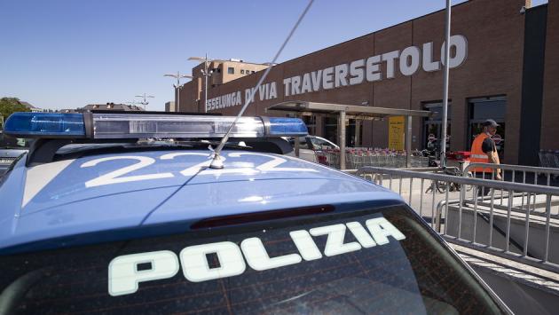Il rapinatore patteggia: è libero, ma non potrà tornare a Parma