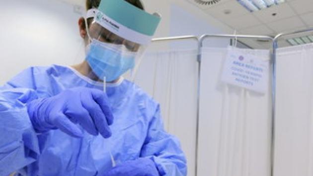 Covid: 679 nuovi casi e 42 decessi in Italia nelle ultime 24 ore 