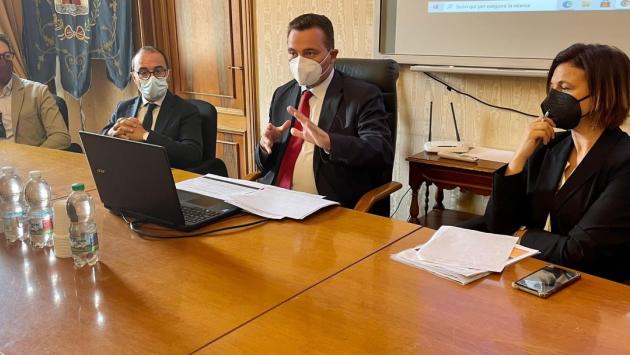 Donini a Borgotaro: ecco il piano per la riapertura del Punto Nascite. Servono 36 operatori