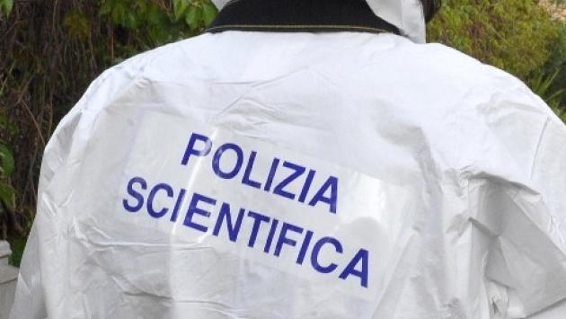 Donna trovata morta in casa a Livorno, fermato il marito