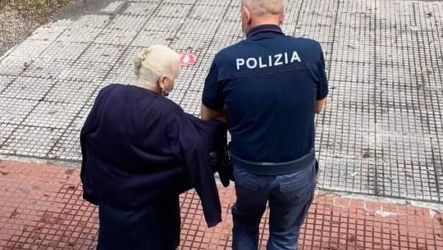 Si fingono amici di un familiare e poliziotti: doppio furto in zona ospedale
