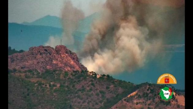 Incendi: domato rogo all'isola d'Elba, impiegati 2 canadair