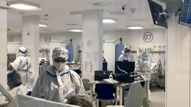 Covid: 2.898 nuovi positivi in Italia, le terapie intensive risalgono