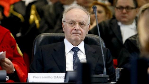 Rivelazioni di segreti di ufficio: Davigo condannato a un anno e tre mesi