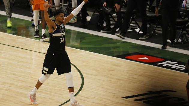 Stratosferico Antetokounmpo: i Milwaukee Bucks vincono il titolo NBA (50 anni dopo)