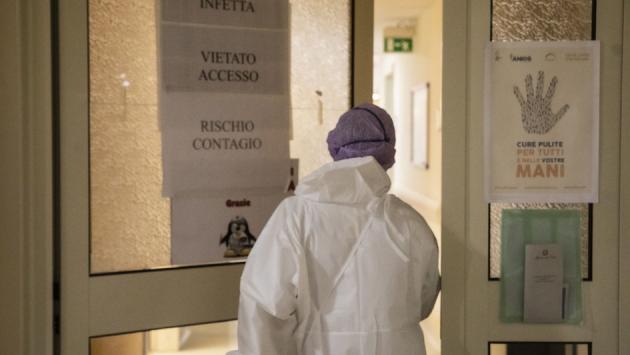 Sanitari no vax, in arrivo le prime sanzioni