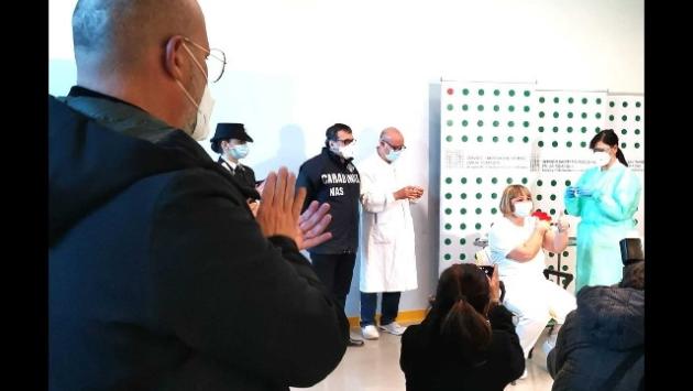 In Alto Adige ripensamento di 33 sanitari no vax 
