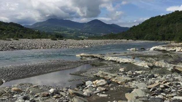 Salvato mentre rischia di annegare nel Trebbia: bimbo di 9 anni al Maggiore