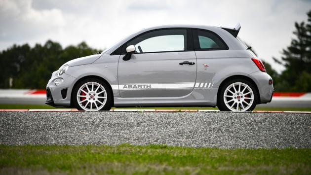 Abarth, ecco  la 695 Esseesse