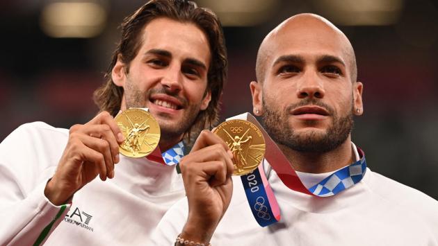 Dall'abbraccio Tamberi-Jacobs a Colbrelli, cartoline 2021