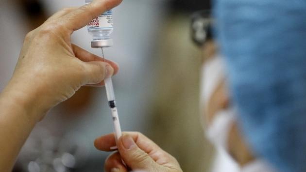 Report vaccini Aifa: 16 eventi gravi ogni 100 mila dosi
