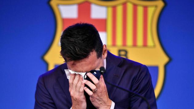 L'addio di Messi al Barcellona: "Volevo restare, tutto questo è difficile". Psg? "Stiamo parlando, nulla di chiuso"
