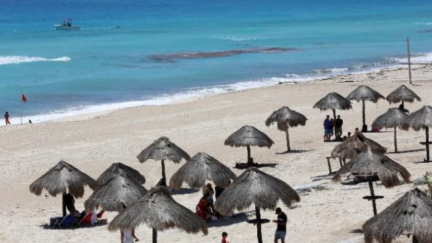 Covid: La Martinica chiude spiagge e invita i turisti a partire