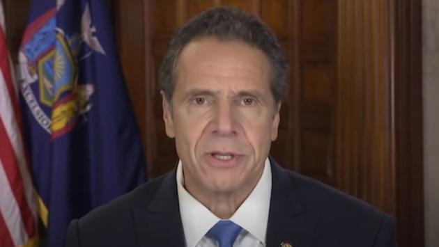 Si dimette il governatore di New York Andrew Cuomo