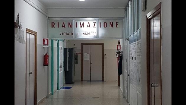 Tenta di uccidere la compagna e si impicca nel Sassarese