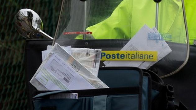 A Napoli, portalettere aveva in casa 2 quintali posta mai consegnata