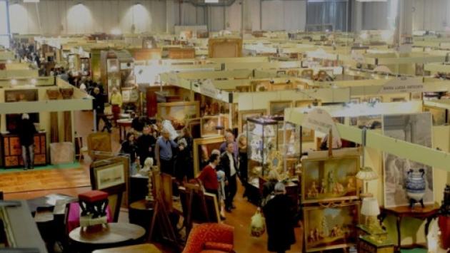 Dal vintage alle firme, design in vetrina a Mercanteinfiera
