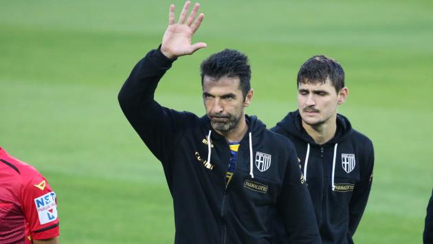 Buffon si danna ma non basta: Parma rimontato