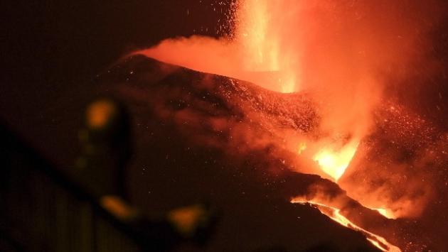 Eruzione alle Canarie: terremoto magnitudo 4,3 a La Palma 