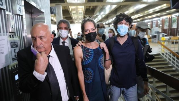 La nonna: "L'Italia ha ucciso i miei cari, Eitan resti in Israele"