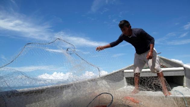 Naufraghi 29 giorni nel Pacifico, solo arance e preghiere
