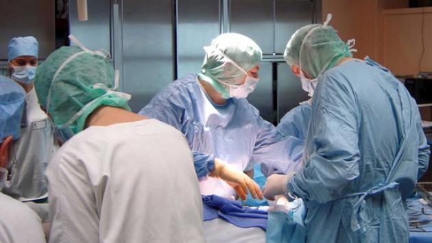 A 56 anni decide di donare un rene al nipote in dialisi