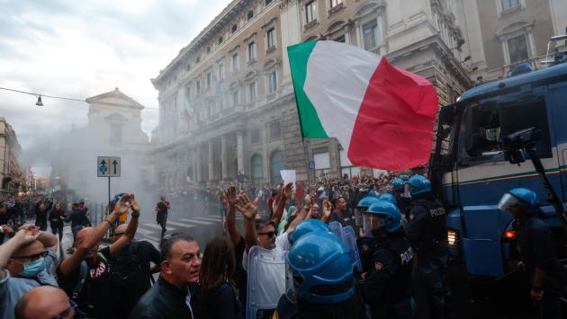 Scontri di sabato a Roma: altri 24 denunciati. Quindici di loro erano all'assalto della Cgil