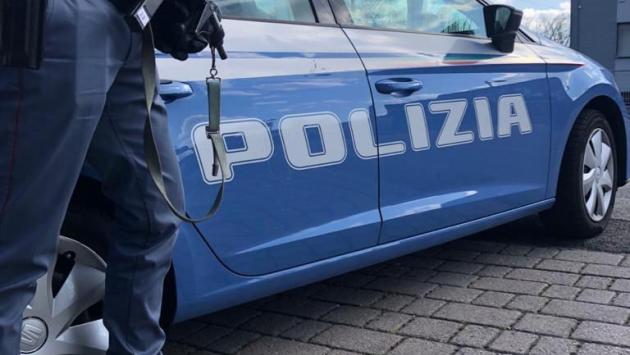 Ingoia la zip del giubbotto per evitare l'espulsione: pusher curato, dimesso e verso il rimpatrio