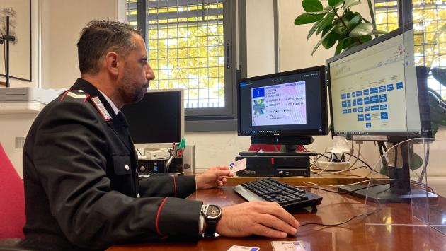 "Patenti facili": salgono a 1o i giovani truffati dall'impiegata infedele di una scuola guida