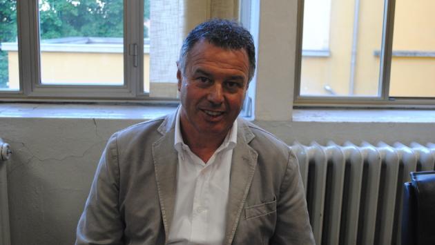Il sindaco dimissionario: «La mia colpa? Mi sono rifiutato di far potare una pianta»