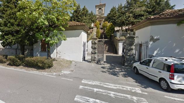 Le amiche di Alessandra: "Sepolta con il marito accusato di averla uccisa"