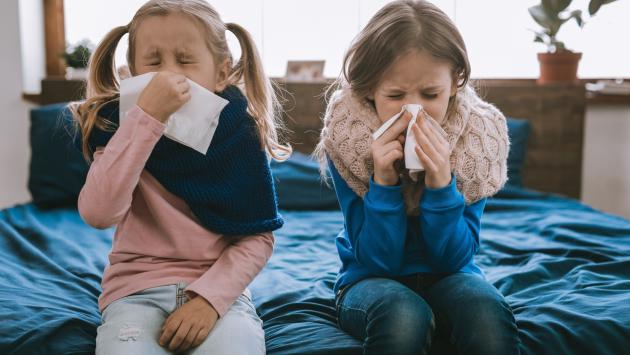 Impennata di contagi tra i bambini per virus respiratori e parainfluenzali
