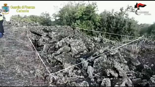 Etna: resti di un uomo in una grotta, morto da decenni