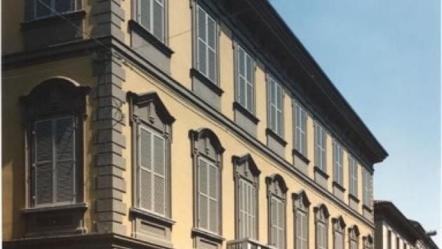 I quadri nella sede della banca: Credem apre la sede nelle giornate di "E' cultura"