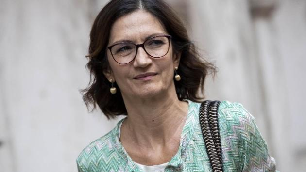 Gelmini: "Il Green pass resta di 12 mesi ma valutiamo l'andamento dei contagi"