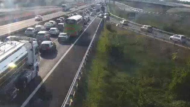 A1, Tir in avaria, code per due km tra Fidenza e Parma